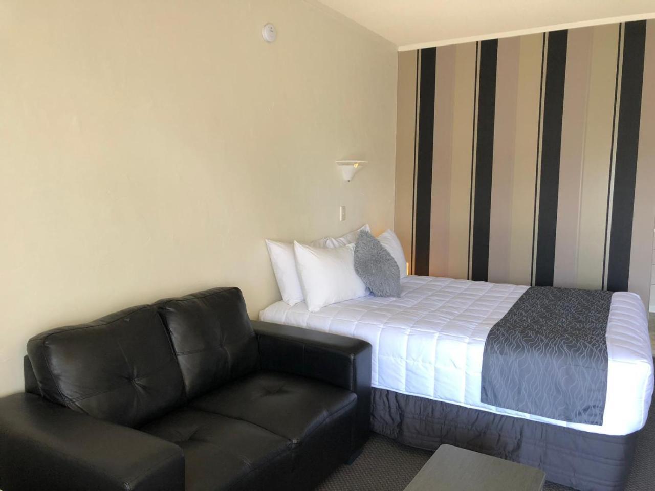 Saddle And Sulky Motor Lodge New Plymouth Exterior foto